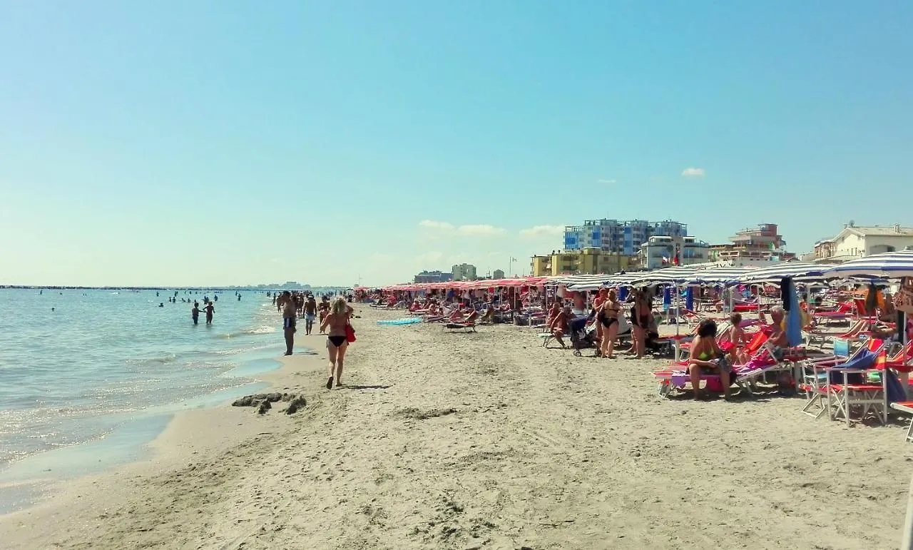 Villa Giuri Lido di Pomposa 0*,  Italy